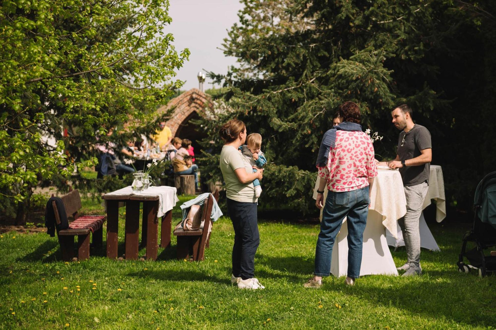 Villa Casa Vatra Sinteului - Cu Sala De Evenimente De Capacitate Mare - Se Inchiriaza Integral Socet Exterior foto